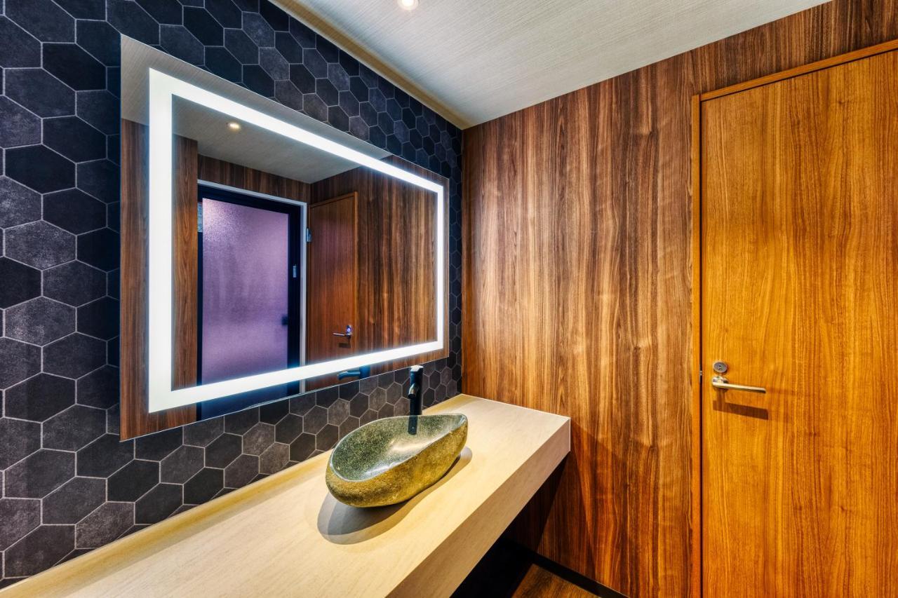 Hotel Lotus Okayama Adult Only Eksteriør billede